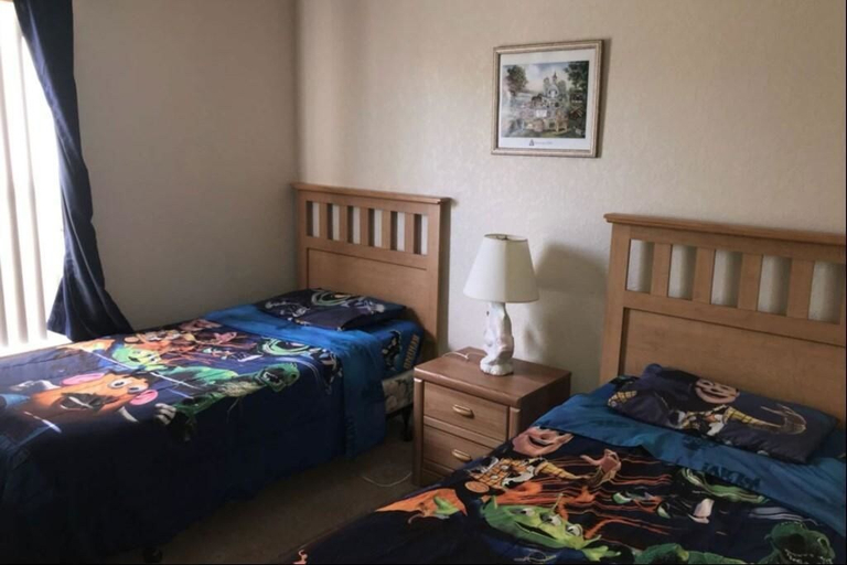 Bedroom 3, Villa Teixeira, Polk