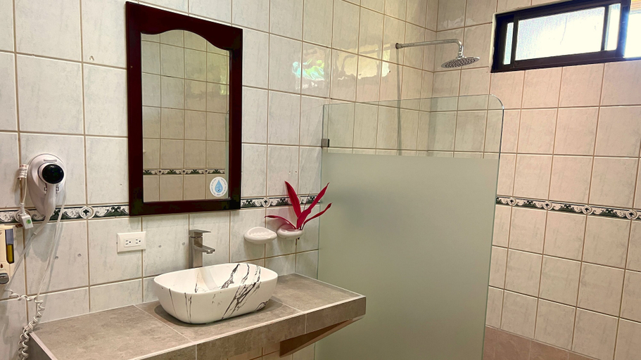Bathroom 5, Villas Rio Mar, Aguirre
