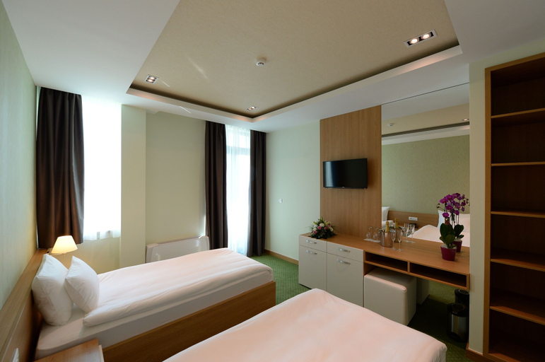 Bedroom 4, Hotel Hedonic, Grocka