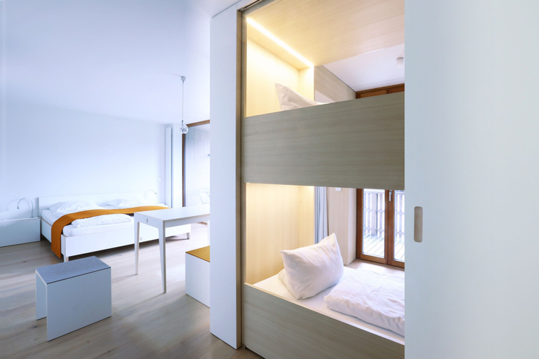 Bedroom 3, Gasthof Hotel Neuwirt, Ebersberg