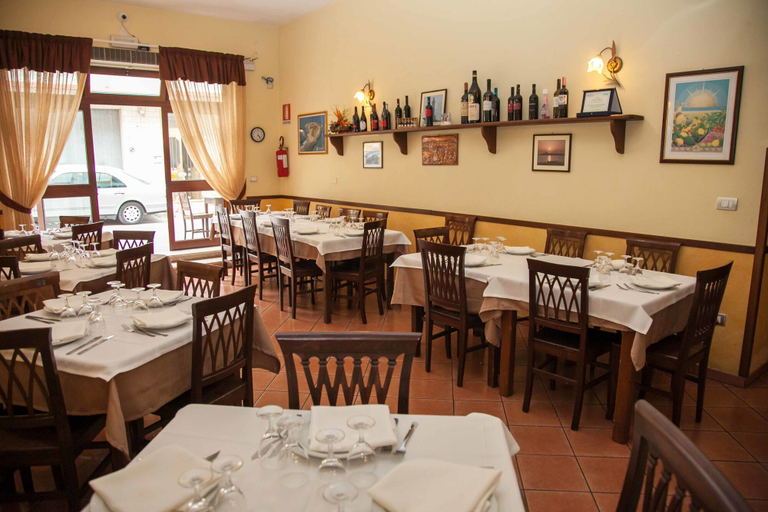 Food & Drinks 5, Albergo Perseo, Syracuse