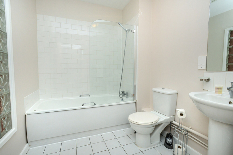 Bathroom, Portland Square, Nottingham