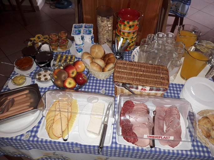 Food & Drinks 5, Vila Toparceanu, Otopeni