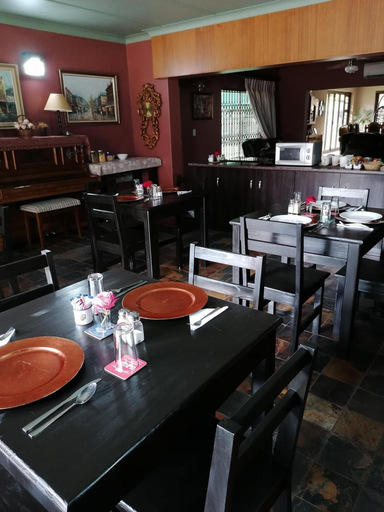 Food & Drinks 4, Beryl1 Guest House, Dr Kenneth Kaunda