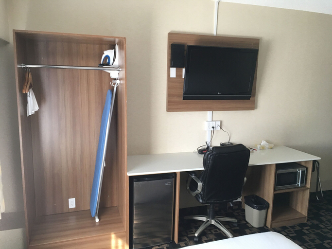 Bedroom 3, Baymont by Wyndham Medicine Hat, Division No. 1