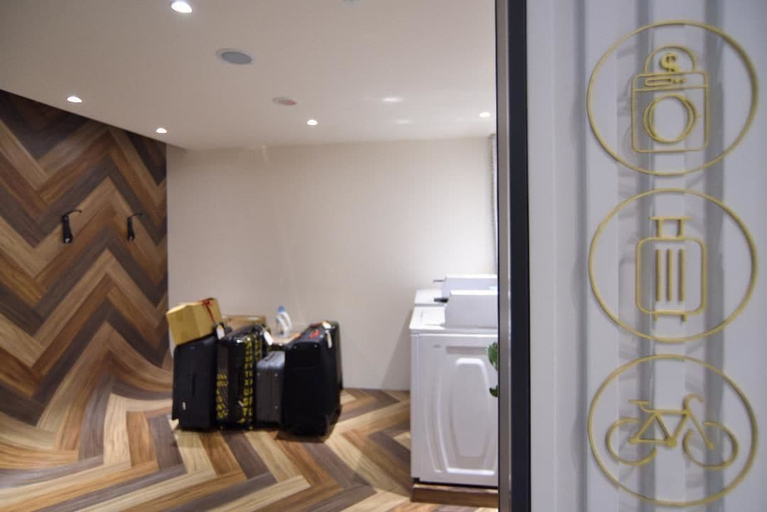 Others 5, New California Hotel, New Taipei City