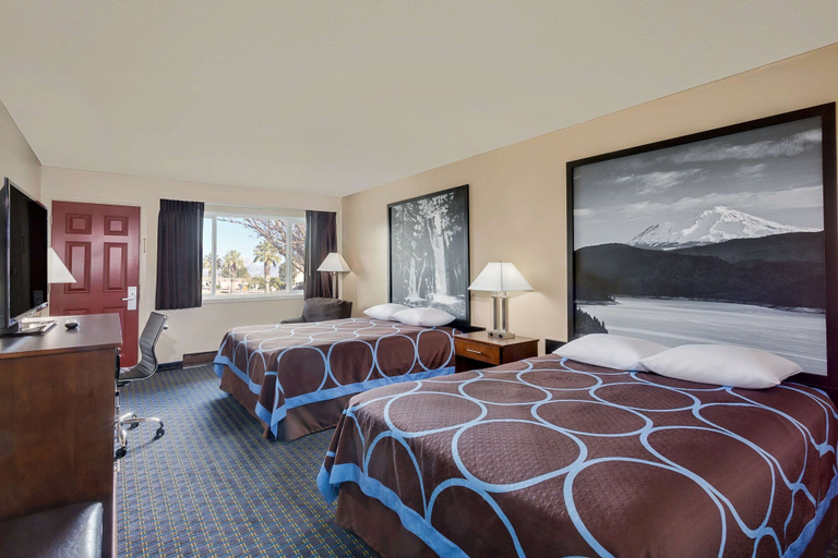 Bedroom 2, Super 8 by Wyndham Alturas, Modoc