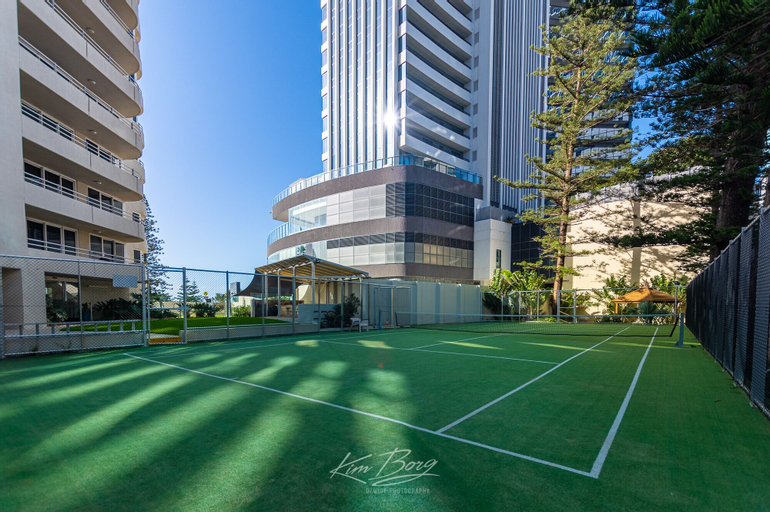 Exterior & Views 2, Zenith Ocean Front Apartments, Gold Coast
