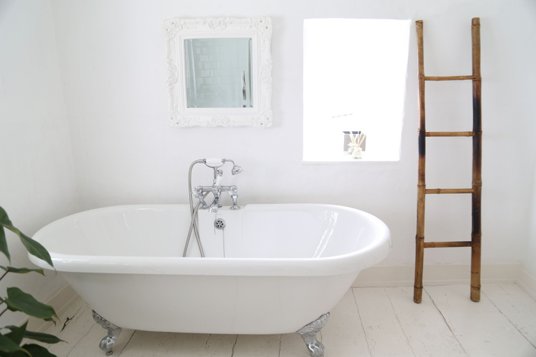 Bathroom 4, Seagrave Arms, Worcestershire