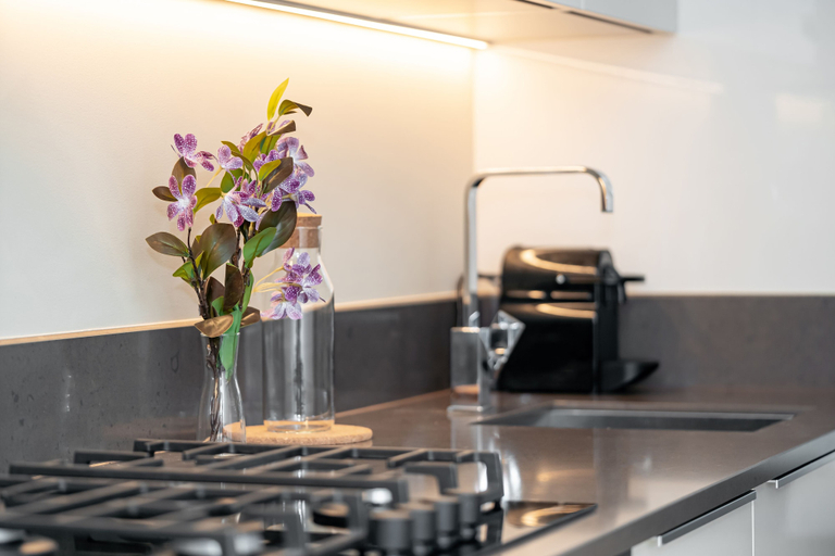 Private kitchen 2, HiGuests - Marina Gate Tower, Dubai
