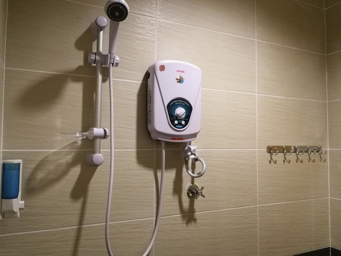 Bathroom 5, First Guest House Cheras, Hulu Langat