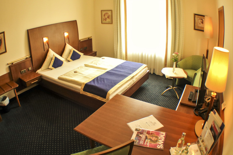 Bedroom 3, Victoria Hotel, Minden-Lübbecke