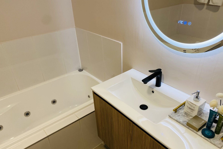 Bathroom 5, De'Vine Escape, Yarra Ranges - North
