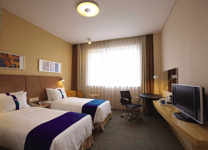 Bedroom 5, Holiday Inn Express LANGFANG PARK VIEW by IHG, Langfang