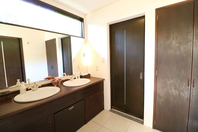 Bathroom 2, Fukugi Terrace, Motobu