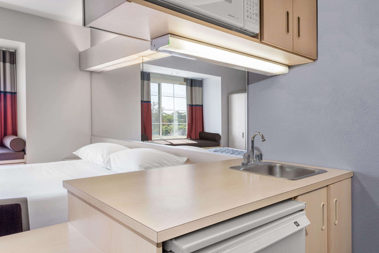 Bedroom 3, Microtel Inn & Suites by Wyndham Modesto Ceres, Stanislaus