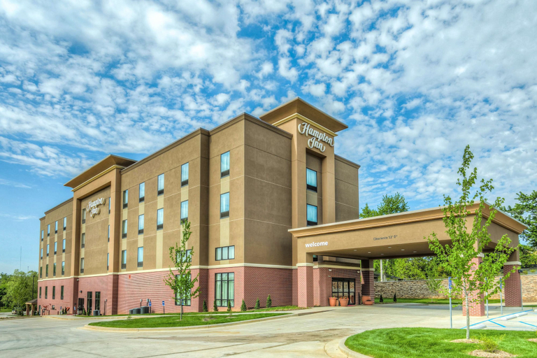 Exterior & Views 2, Hampton Inn Poplar Bluff, Butler