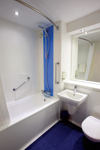 Bathroom 5, Travelodge Manchester Central, Manchester
