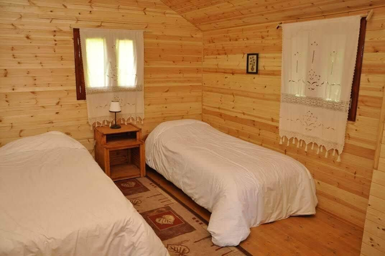 Bedroom 3, Farma Sotira, Kolonjës