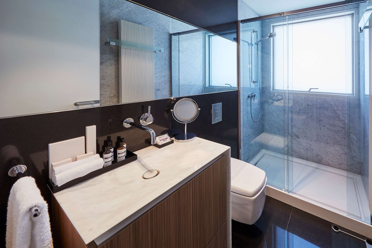 Bathroom 5, Hyatt Regency Madrid Residences, Madrid