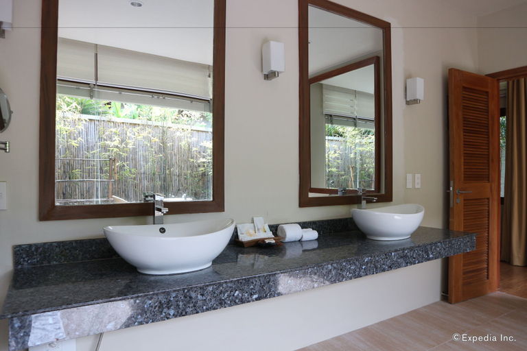 Bathroom 4, Bravo Resorts - Munting Paraiso, Dauin