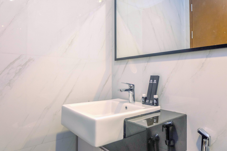 Bedroom 4, Comfort and Elegant 2BR at Ciputra World 2 Apartment By Travelio, South Jakarta