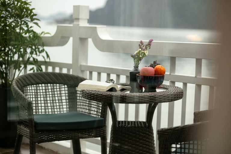 Others 5, Lapinta Luxury Cruises, Cát Hải
