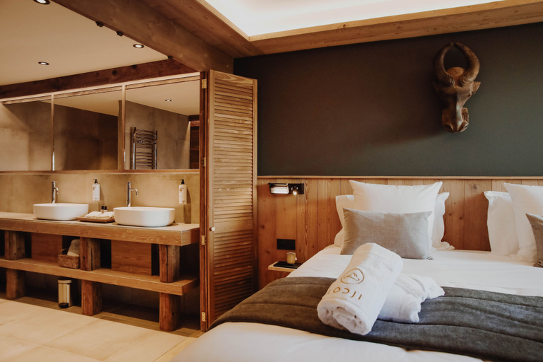 Bedroom 3, Lodji Hotel, Savoie