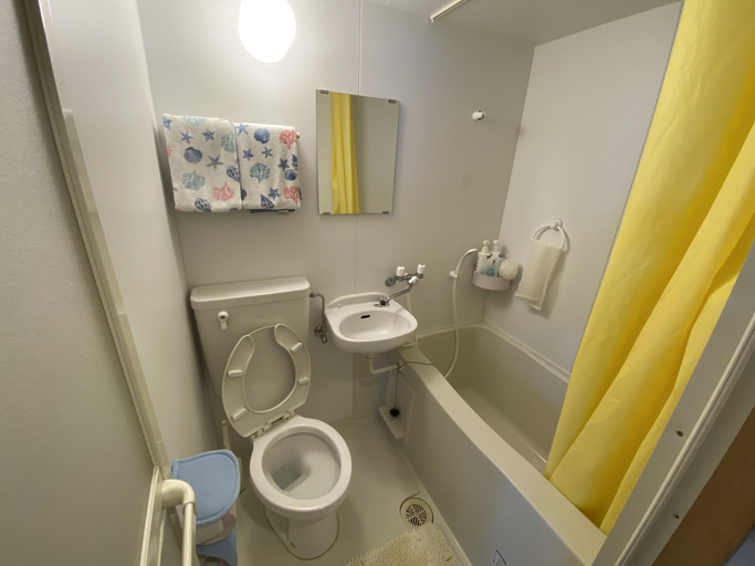 Bathroom 4, Beach House 1 & Private Beach, Onna