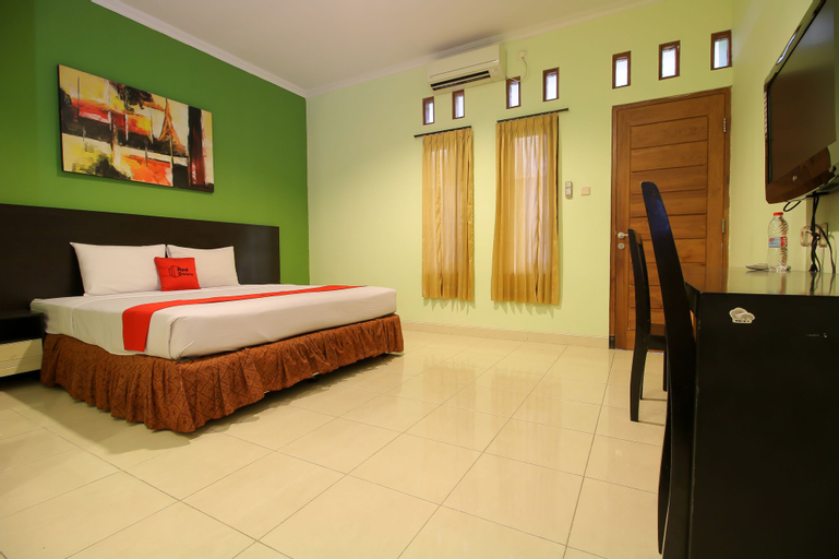 Bedroom 25