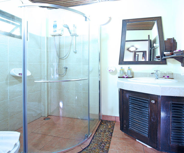 Bathroom 4, Boomerang Village Resort Kata, Pulau Phuket