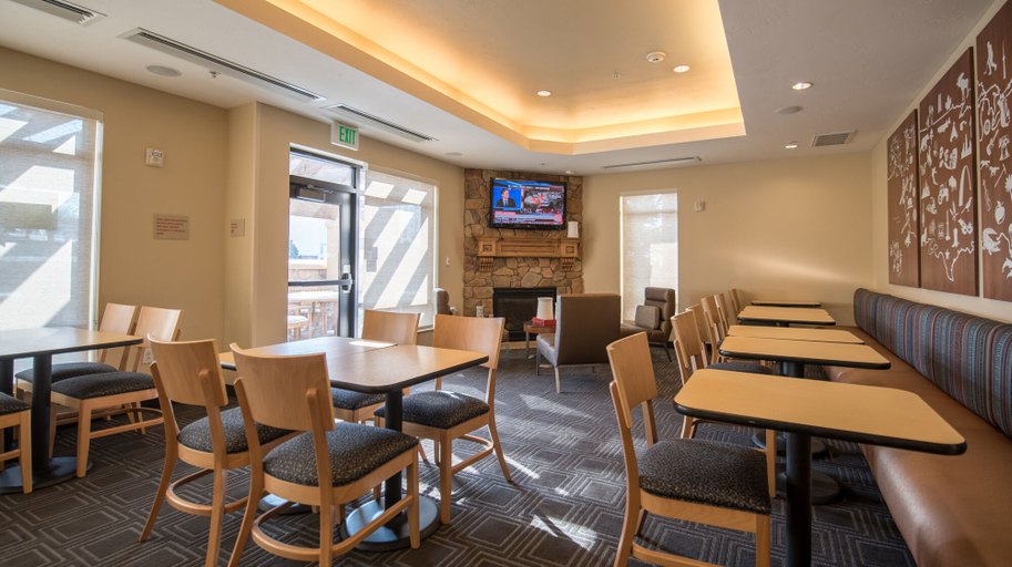 Food & Drinks 5, TownePlace Suites by Marriott Orem, Utah
