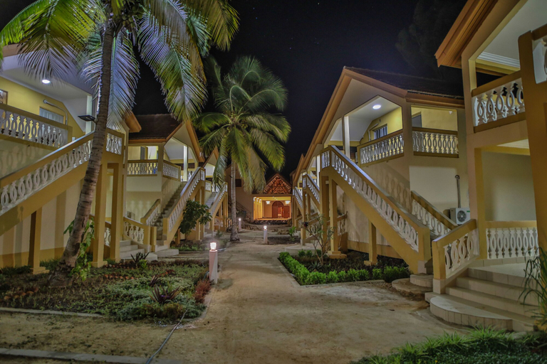 Exterior & Views 2, Laguna Beach, Menabe