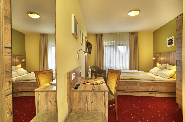 Bedroom 3, Hotel Zum Blauen Hecht, Eichstätt