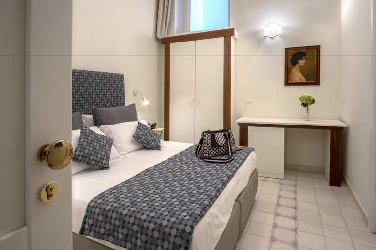 Bedroom 3, Rosa Magra Guest House, Napoli