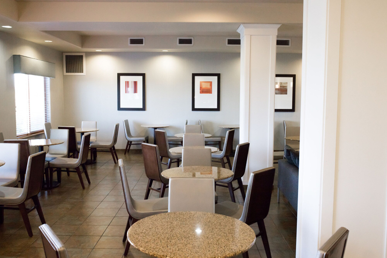 Food & Drinks 5, Wingate by Wyndham Moses Lake, Grant