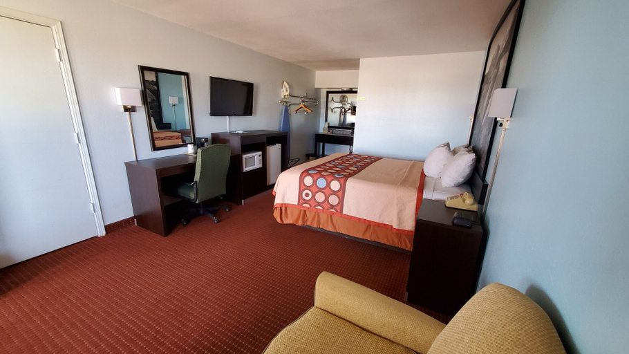 Bedroom 3, Super 8 by Wyndham Van Horn, Culberson
