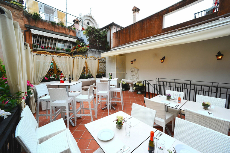 Food & Drinks 5, Hotel Fontana, Venezia
