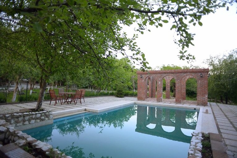 Sport & Beauty 5, Chateau Chikovani, Khoni