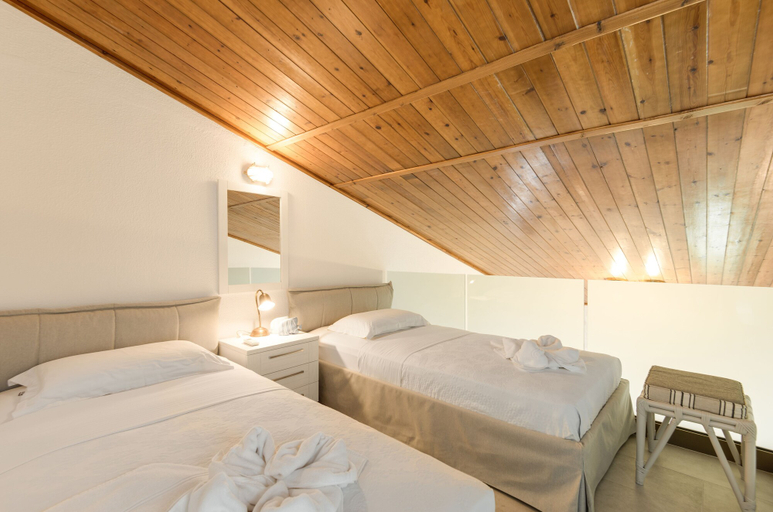 Bedroom 4, Trikorfo Beach, Central Macedonia