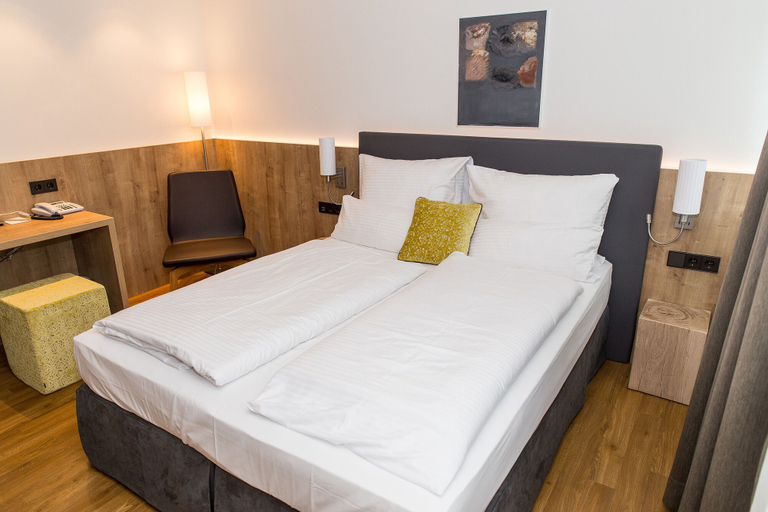 Bedroom 3, Hotel Goldenes Rad, Ulm