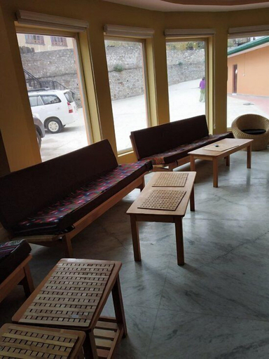 Others 5, Norwangs Villa, Tsento