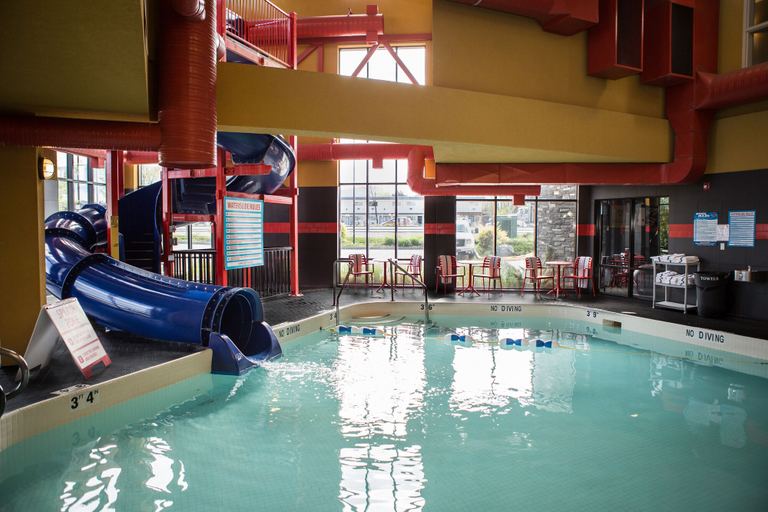 Sport & Beauty 2, Comfort Suites Kelowna, Central Okanagan