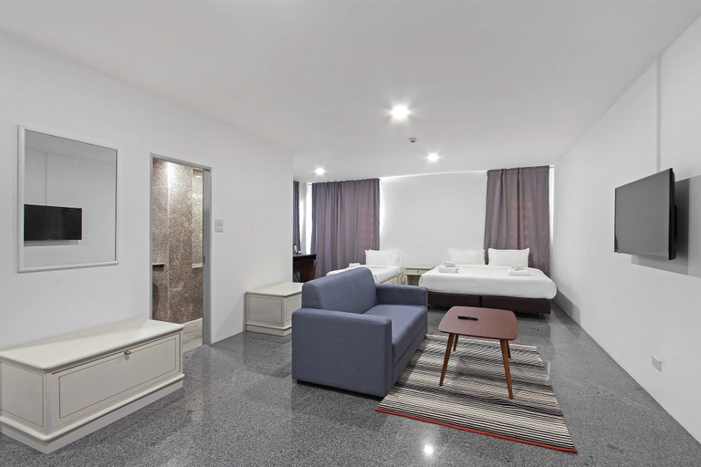 Bedroom 4, Pula Silom, Bang Rak