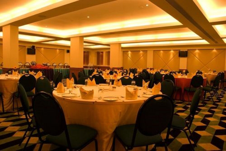 Food & Drinks 5, The Residency Karur, Karur
