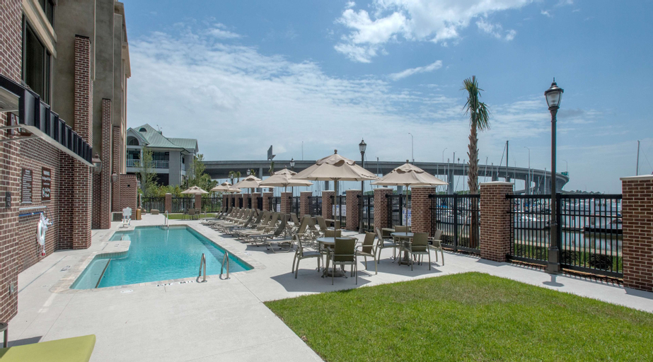 Hilton Garden Inn Charleston Waterfront/Downtown, Charleston