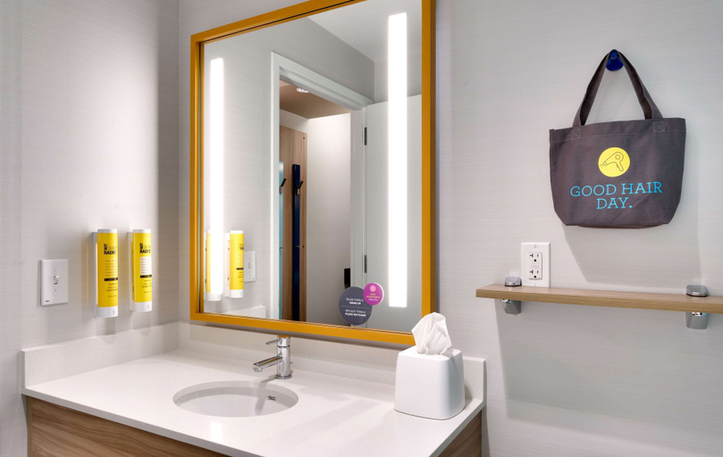 Bathroom 3, Tru By Hilton St George, UT, Washington