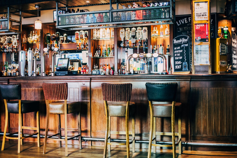 Food & Drinks 5, The Commercial Hotel, North Lanarkshire