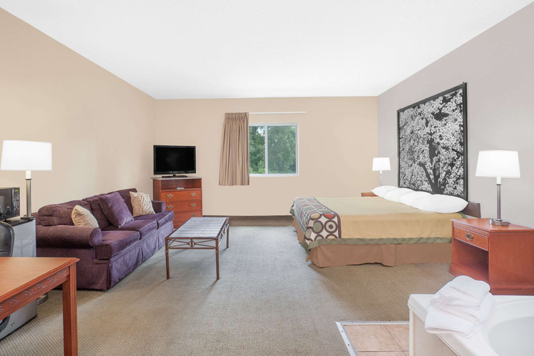 Bedroom 3, Super 8 by Wyndham Central City, Muhlenberg