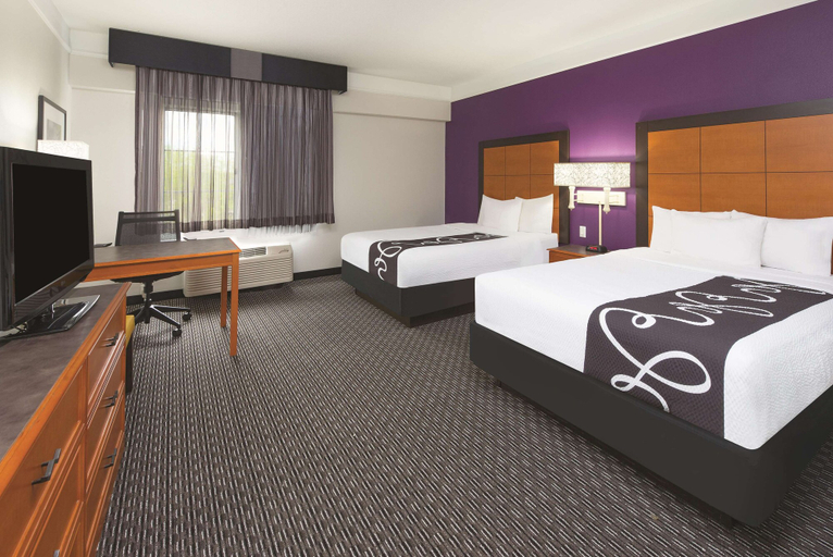 Bedroom 3, La Quinta Inn & Suites by Wyndham Phoenix Mesa West, Maricopa